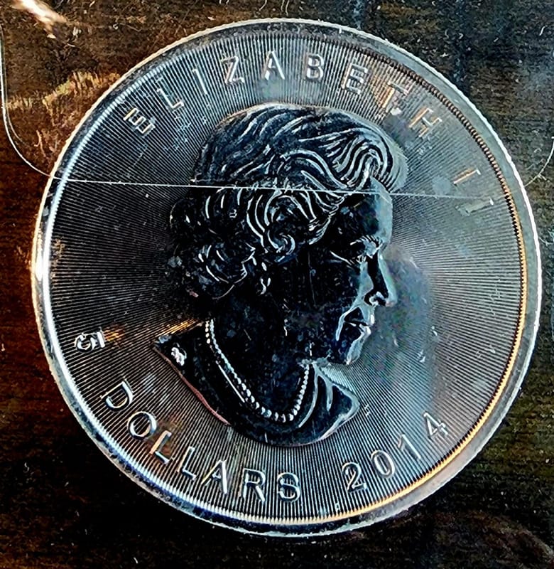 2014 Canada Maple Leaf with Privy - Image 2