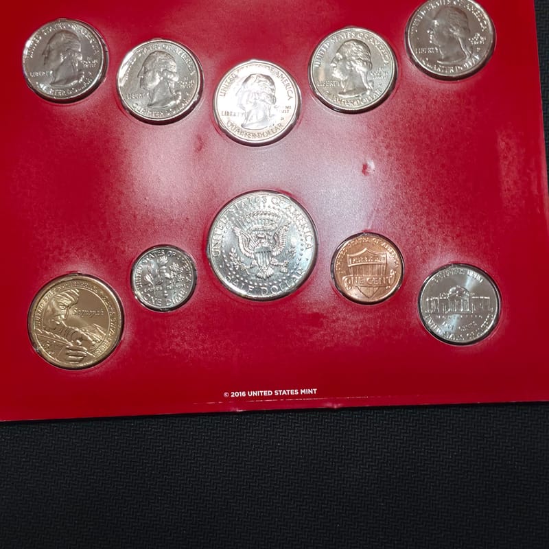 2017 United States Mint Uncirculated Coin Set P+D - Image 6