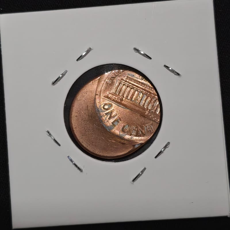 Rare Lincoln Penny 75% Off Center Error Unc Date? - Image 3