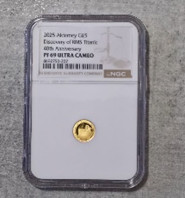 2025 Alderney G£5 Discovery RMS Titanic Gold PF69 - Image 1
