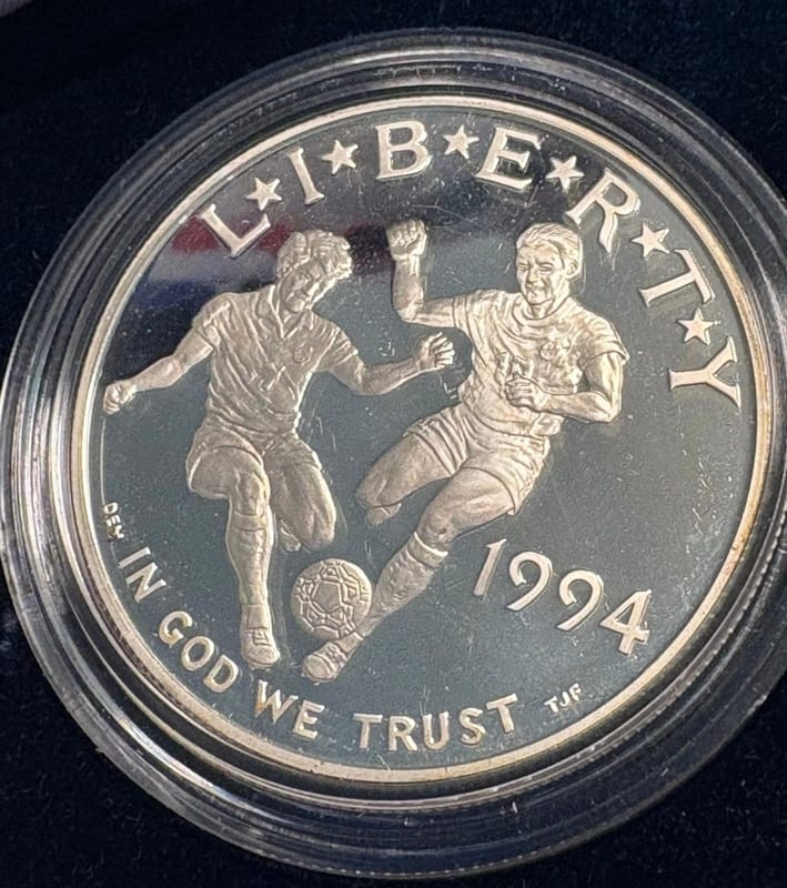 1994 FIFA World Cup USA Commemorative Proof 2Coins - Image 3