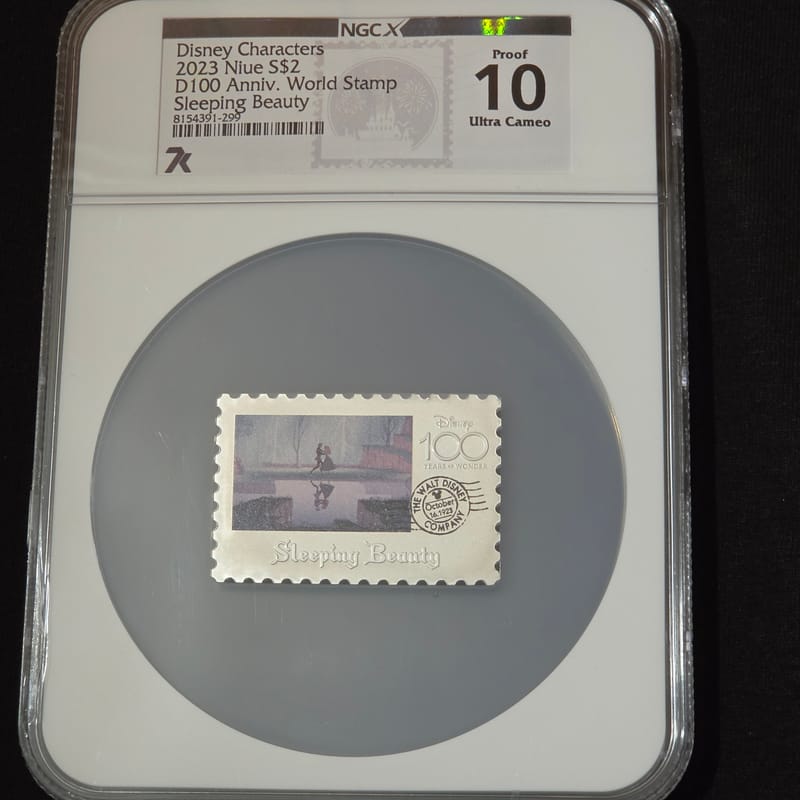 2023 Niue Disney 100 Sleeping Beauty PROOF 10 UC.  - Image 5