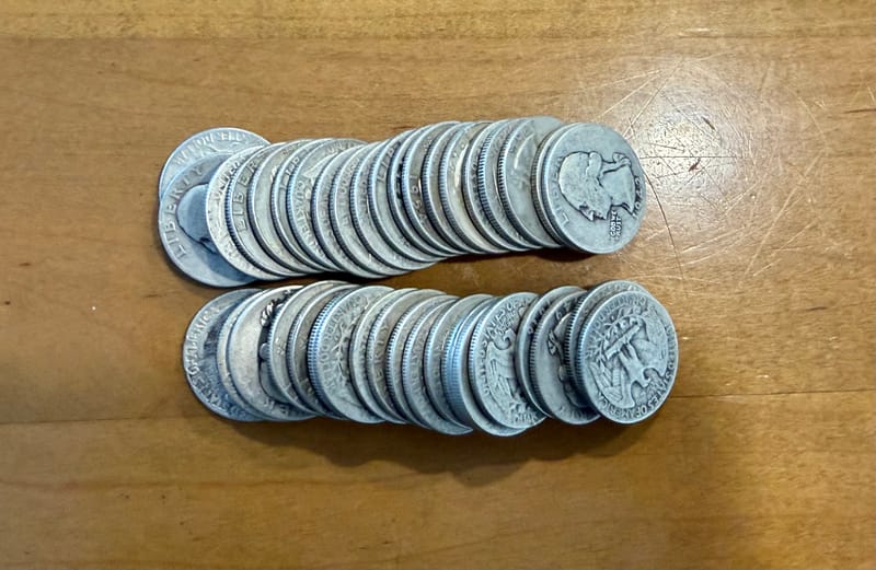 90% Washington Quarters - Image 1