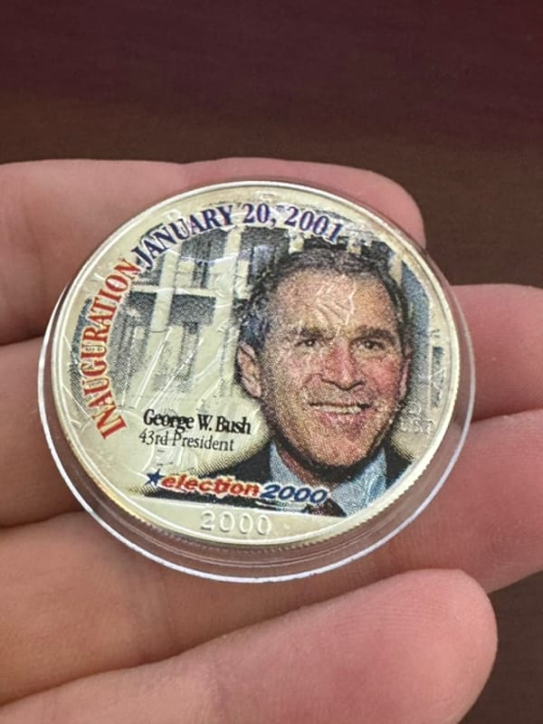 George W Bush colorized 2000 American Eagle 1 oz - Image 1