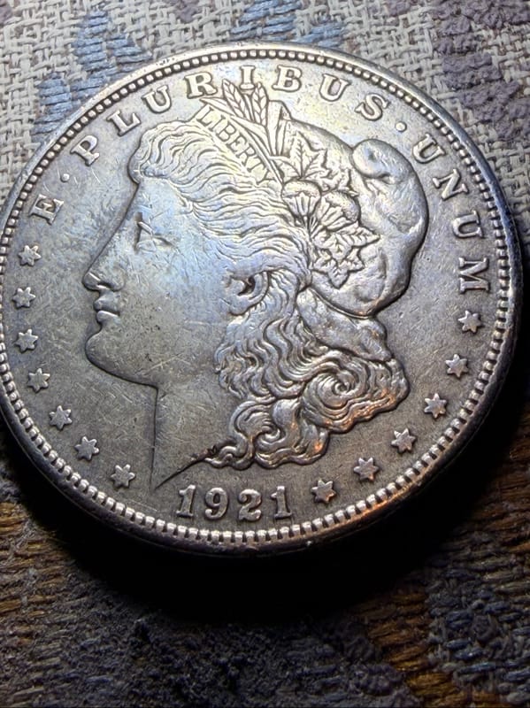 1921 S Morgan Silver Dollar 90% U.S coin - Image 1