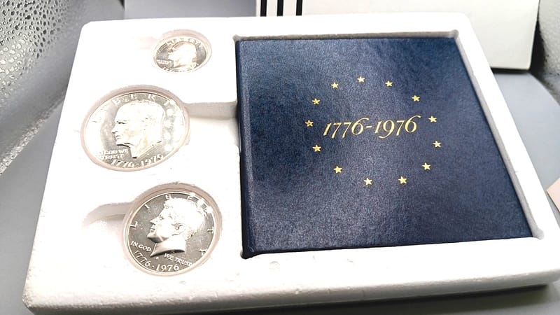 1976 & 2026 US Mint Silver Proof Set  Dual-Date OG - Image 4