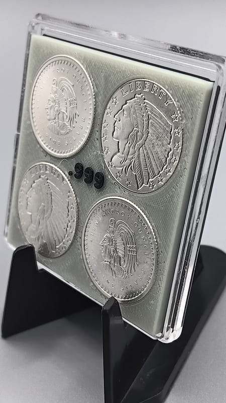 4 Mixed 1/10 oz .999 Silver Rounds in Case - Image 1