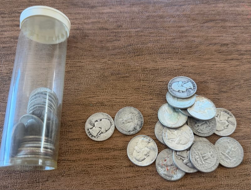 Lot of 10 Random US 1934-1964 90% Silver Quarters. - Image 1