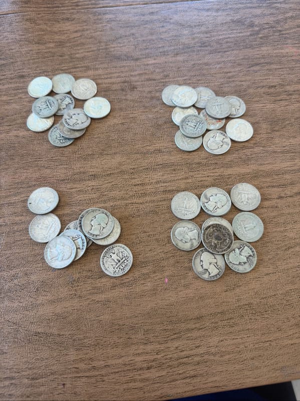 Lot of 10 Random US 1934-1964 90% Silver Quarters. - Image 2