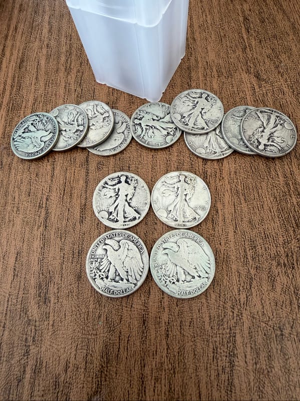 Lot of 4 US Walking Liberty half dollar .9 Silver - Image 2