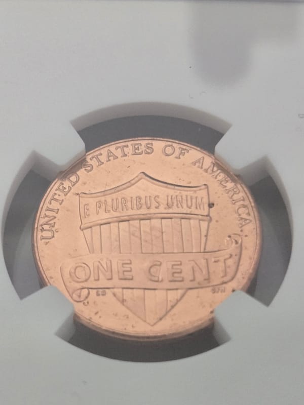 2 BU slabbed last year cent - Image 8