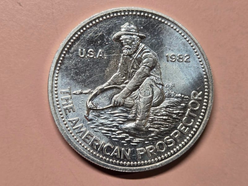 1982 Englehard Prospector 1 oz Silver Round 999 - Image 1