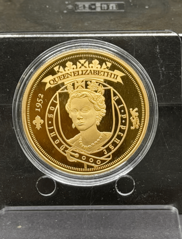 Copper 1oz: Queen Elizabeth II - Image 1