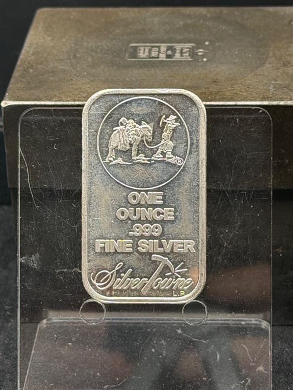 NEAR SPOT Silver 1oz Silvertowne Bar - Image 1