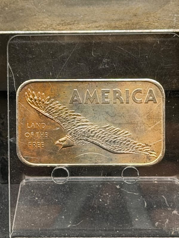 NEAR SPOT Silver 1oz America Eagle ~ Argent Mint - Image 1