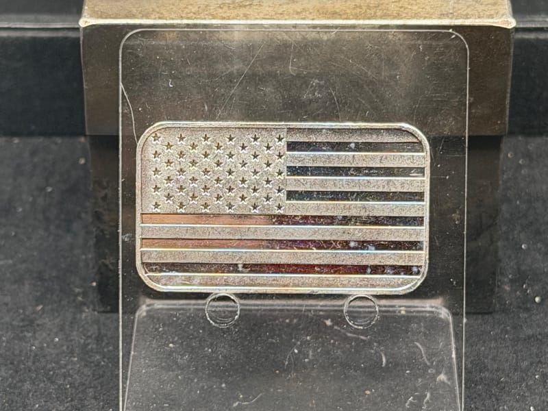 NEAR SPOT Silver 1oz 999 We Stand with the Flag - Image 1