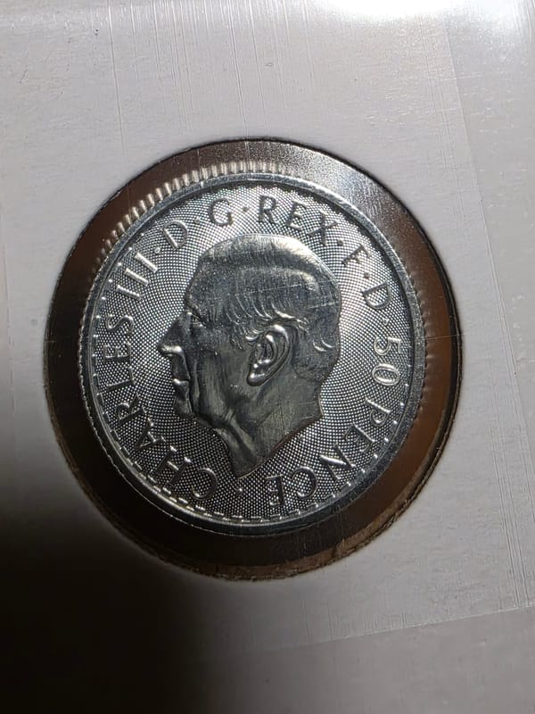 2027 Britannia 30th Anniversary 1/4 oz Silver - Image 2