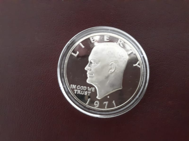 1971 "Brown Ike" 40% Silver Dollar - Capsule Only - Image 1