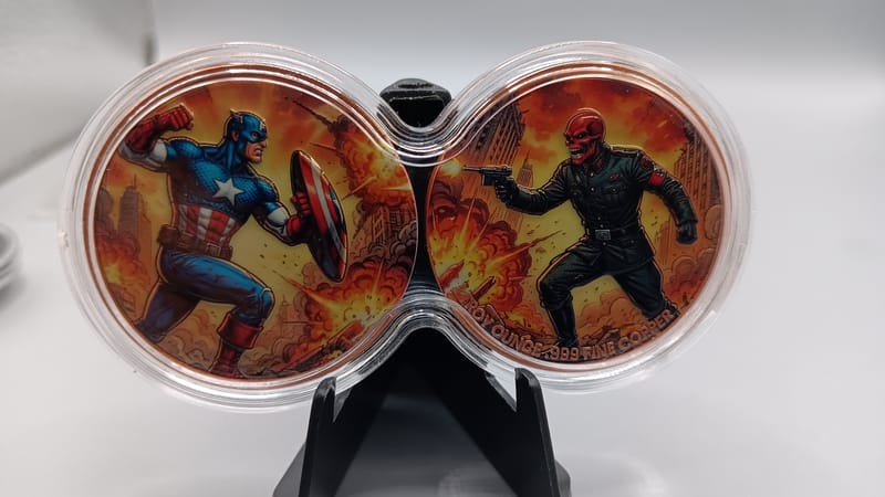 2 x 1 oz Copper Captain America vs Red Skull Color - Image 1