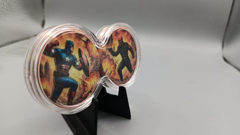 2 x 1 oz Copper Captain America vs Red Skull Color - Image 2